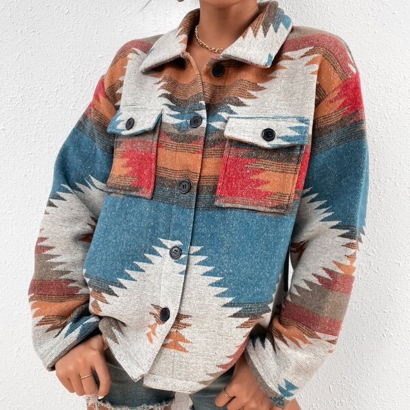 Cozy Blue Red Tribal Print Button up Jacket Shacket Luxe - Picture 6 of 6
